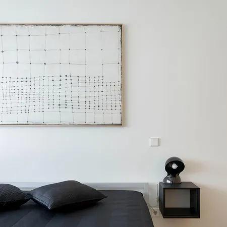 Sonia Travels * מטוסיניוס